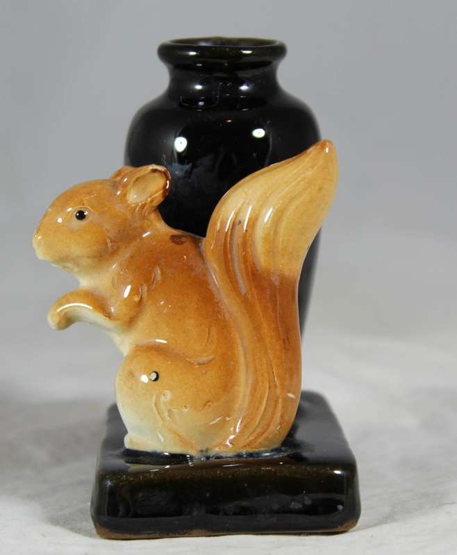 Squirrel Pen Holder - BID NOW!!!