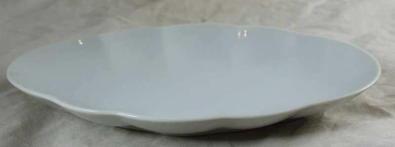 White Scallopped Sweet Dish - BID NOW!!!!