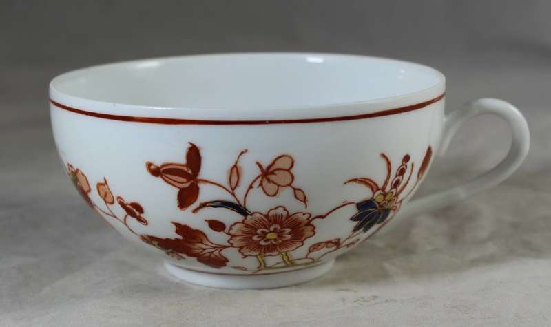 Very fine Emperors embossed face in cup