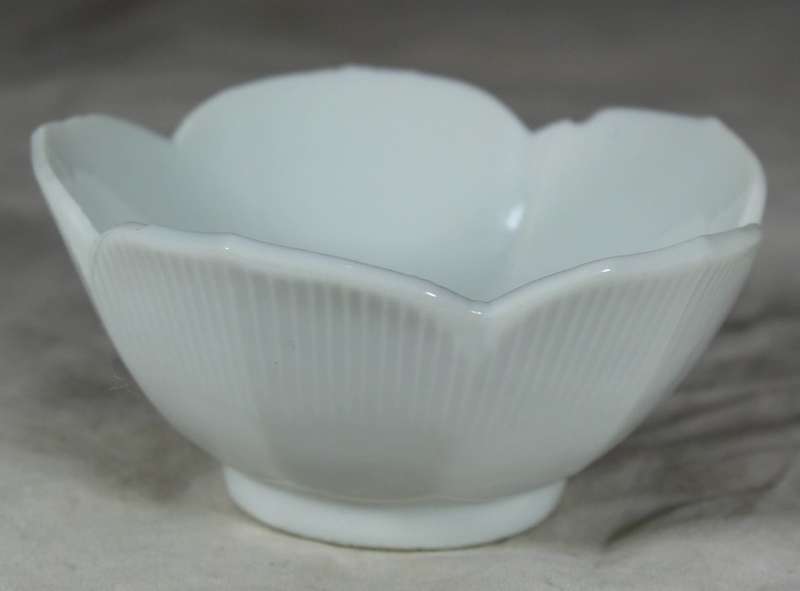 White trinket bowl