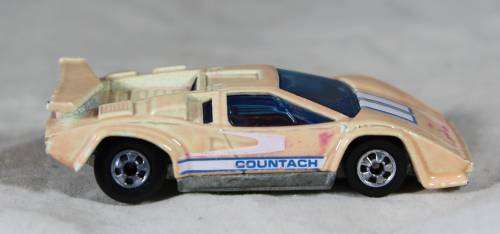 HotWheels - Lamborghini Countach - 1:64 - 1987 - BID NOW!!!