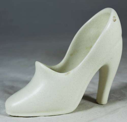 slipper decorative piece