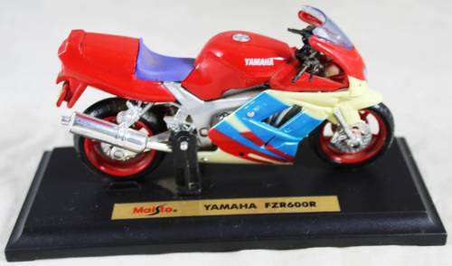 Maisto -  Bike - Yamaha FZR600R - Bid Now!!