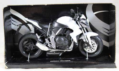 Automaxx Premium - Die cast metal -  Honda CB100R- Bid Now!!