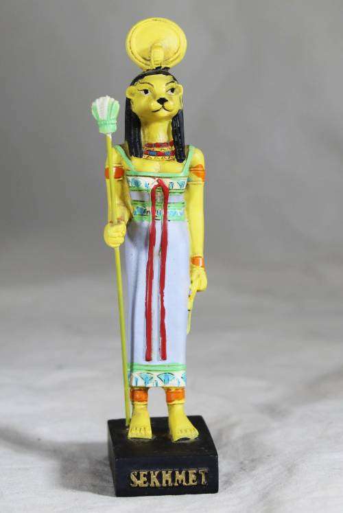 The Gods of Ancient Egypt - by Hachette - Figure with Booklet - Sekhmet
