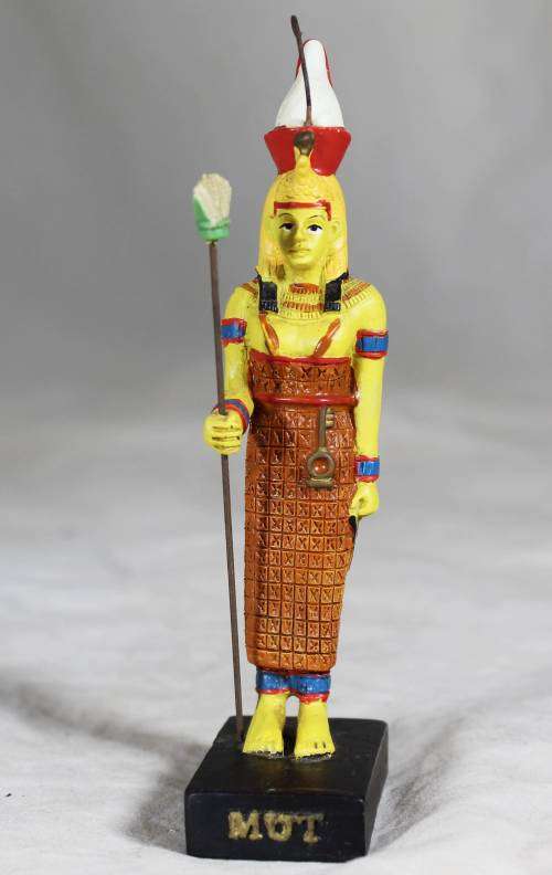 The Gods of Ancient Egypt - by Hachette - Figure with Booklet - Mut