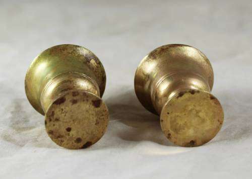 Small brass shakers