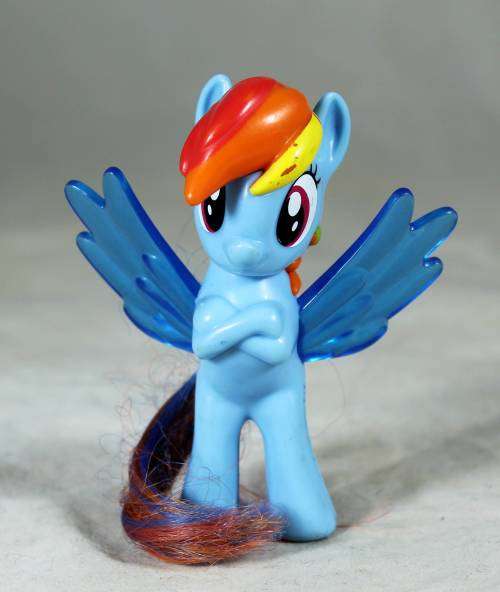 My Little Pony - Rainbow Dash with Wings - Bid Now!!