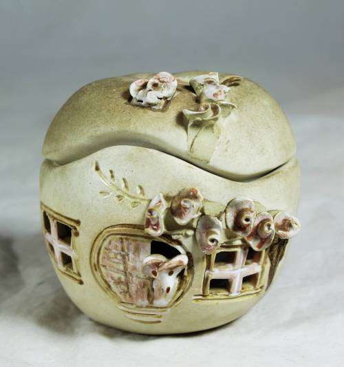 House Apple Pottery Container