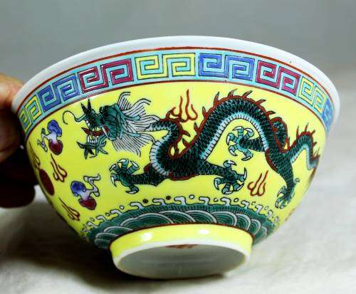 Chinese yellow with green Jingdenzhen dragon rice bowl