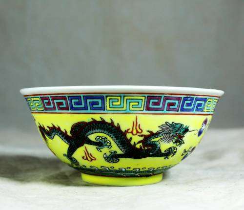 Chinese yellow with green Jingdenzhen dragon rice bowl
