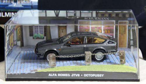 James Bond 007 with magazine - Alfa Romeo GTV6  #73 - Octopussy - Bid Now!!