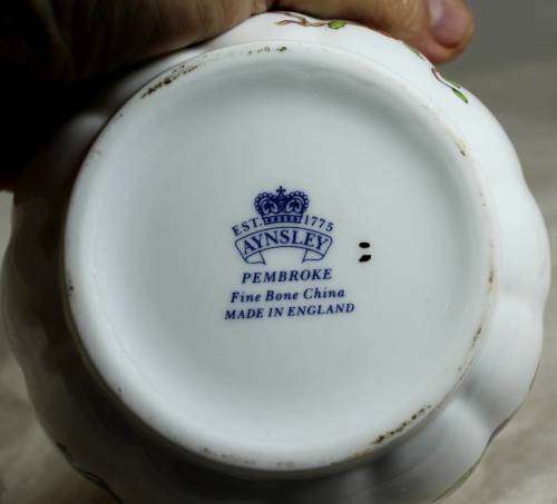 Aynsley - pembroke sugar bowl
