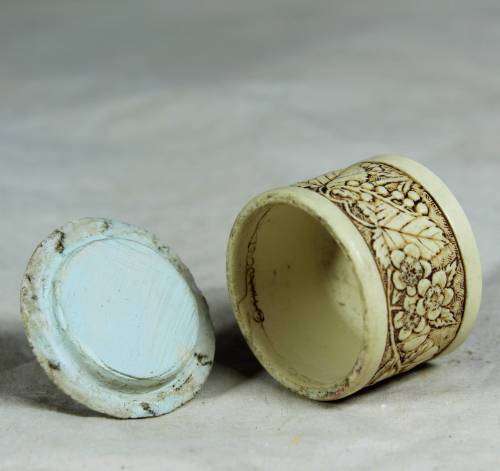Miniature Trinket Holder - Beautiful - Bid Now