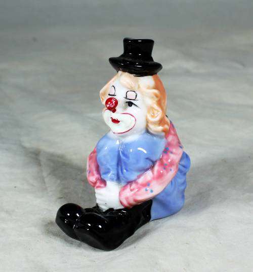 Seated clown