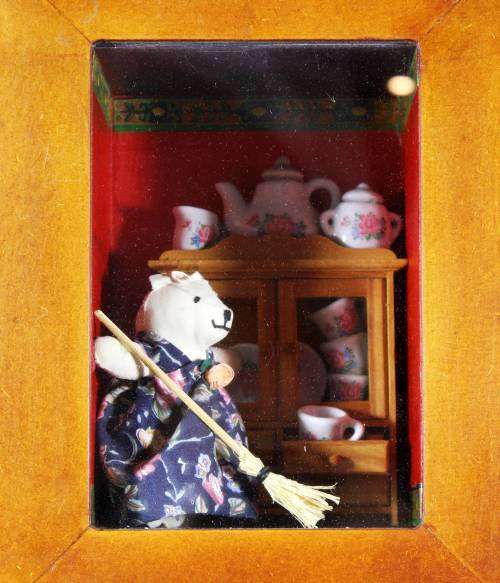 Bear Diarama