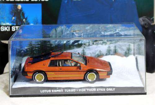James Bond 007 - Lotus Esprit Turbo  #8 - For Your Eyes Only - Bid Now!!