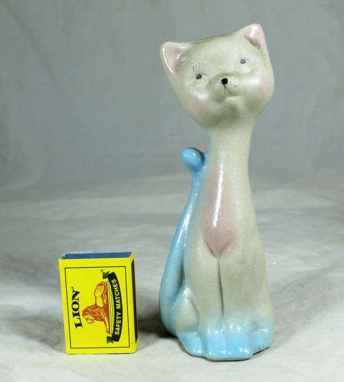 Ceramic cat
