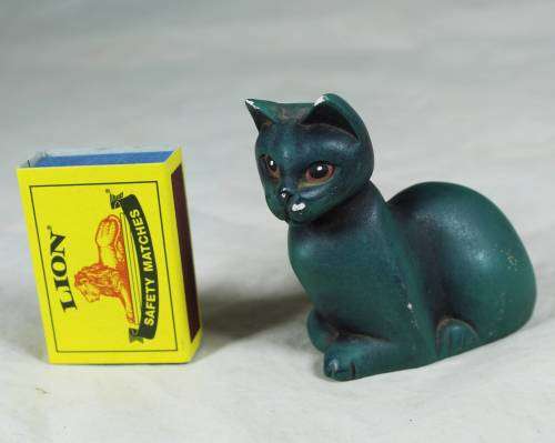 Green Molded Cat - Bid Now!!