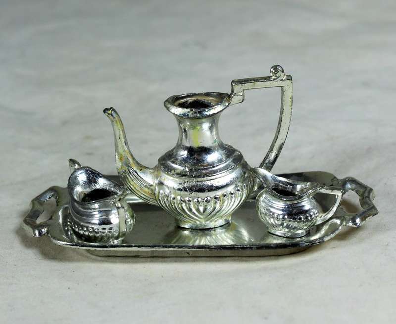 Plated metal miniature serving set -  Gorgeous!