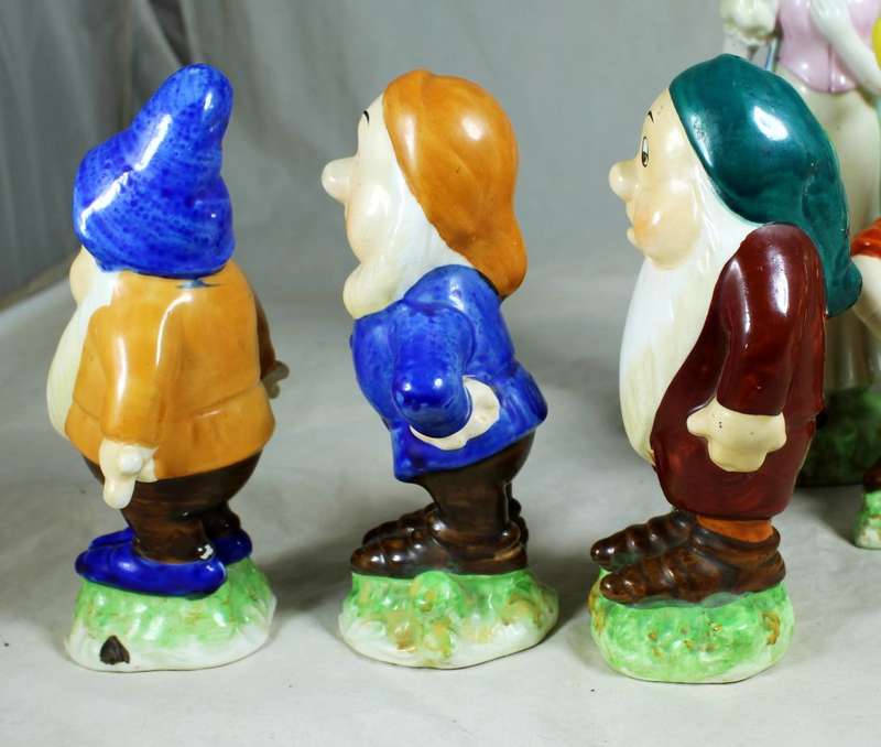 Vintage snow white and the seven dwarfs