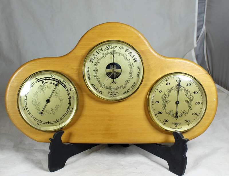 Weather Station - A lovely piece - Bid Now!!!