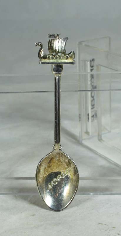 Souvenir spoon - Norge ship