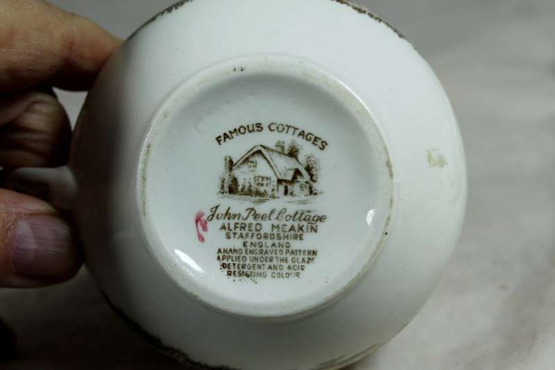Alfred Meakin - John Peel cottage - milk jug
