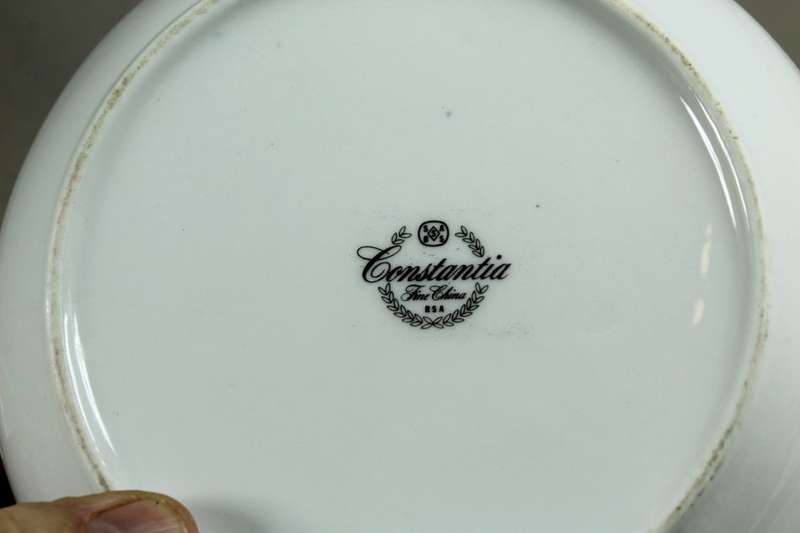 Constantia roses - tea kettle