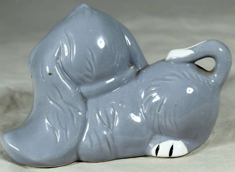 Small porcelain dog