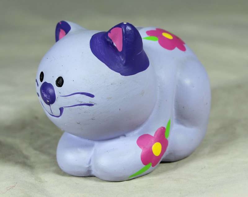 piggy bank cat