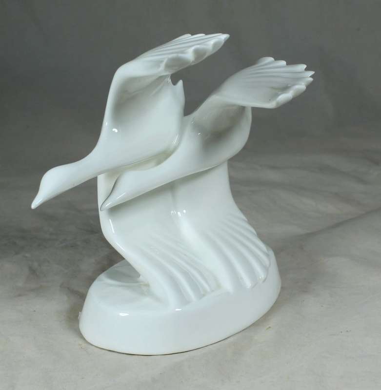 Royal Doulton - Images - going home
