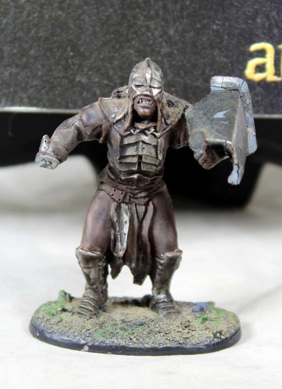 LORD OF THE RINGS - URUK-HAI WARRIOR AT AMON HEN #23 - BID NOW!!!
