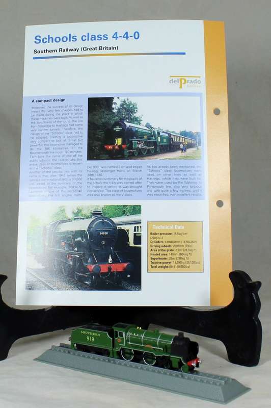Del Prado - Locomotives of the world - N gauge - Southern railway school class  4-4-0