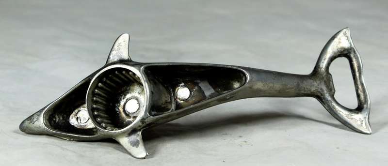 BOTTLE OPENER - METAL DOLPHIN - BID NOW !!!