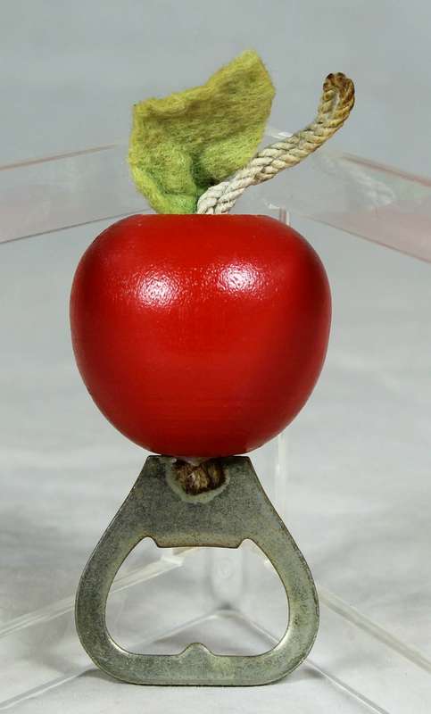 BOTTLE OPENER - APPLE