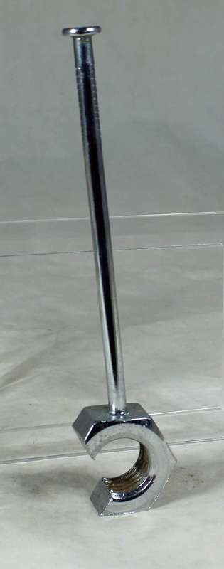 Bottle opener - Nail with screw top