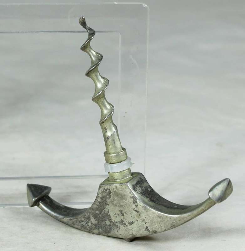 Metal anchor cork screw