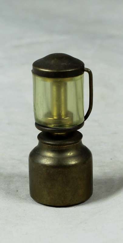 Miniature brass gas lamp