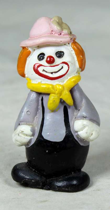 MINIATURE - CLOWN WITH A PINK HAT - BID NOW!!!