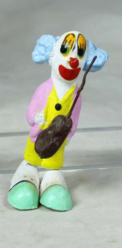 MINIATURE - CLOWN WITH A VIOLIN - BID NOW!!!