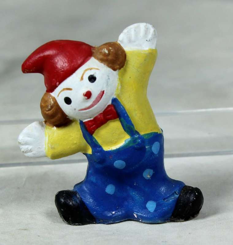 MINIATURE - CLOWN WITH SUSPENDERS - BID NOW!!!