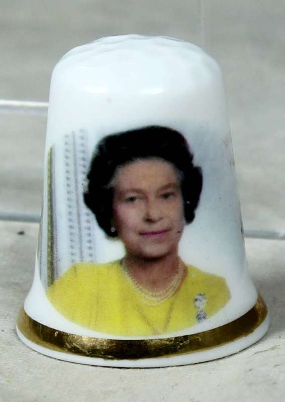 Thimble - Her Majesty Queen Elizabeth II birthday