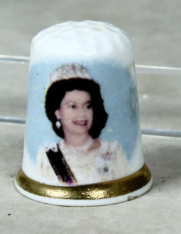 Thimble - Her Majesty Queen Elizabeth II