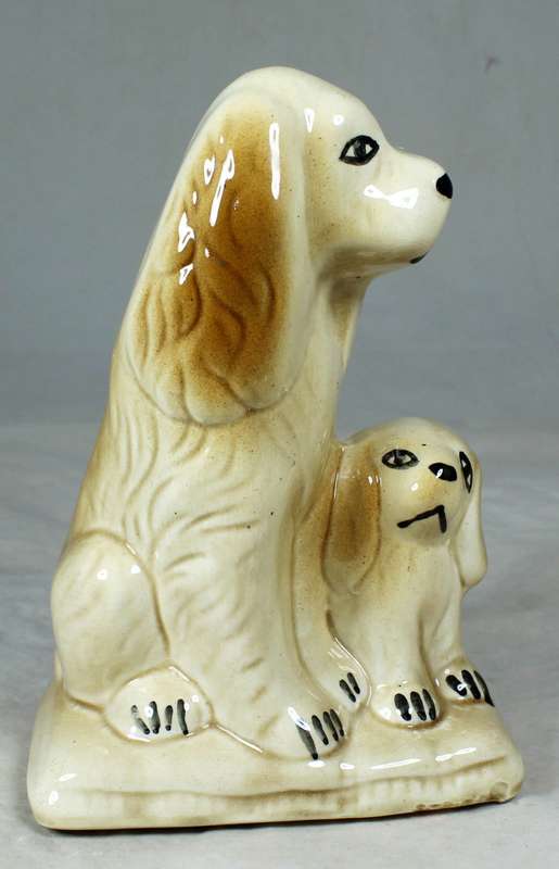 A BEAUTIFUL DOG WITH A PUPPY - BID NOW!!!