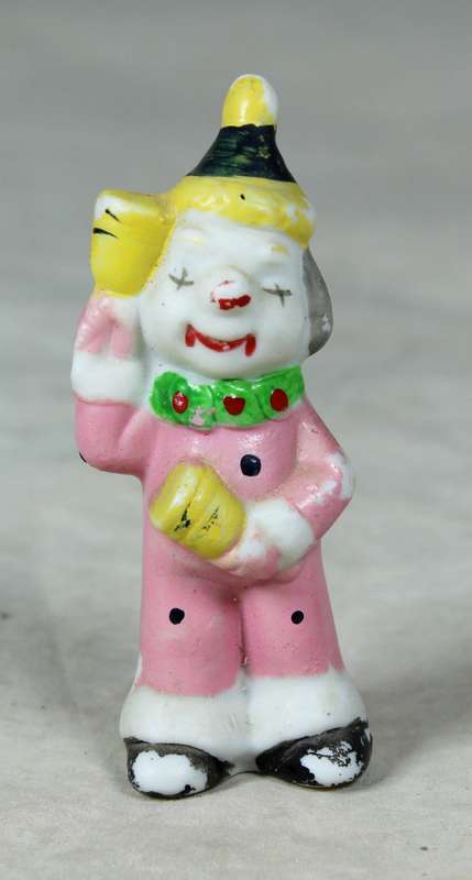 Pink and yellow clown