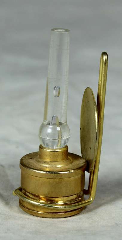 Miniature bronze gas light with reflector
