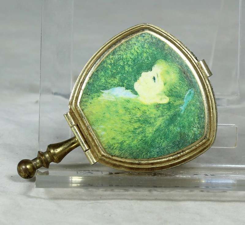 Vintage portable ashtray