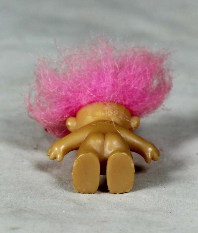 Miniature troll