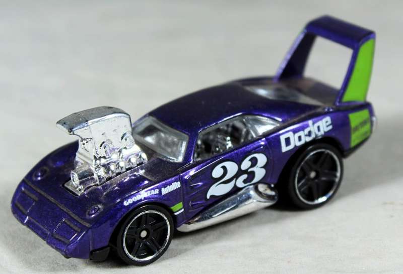 Hotwheels - '69 Dodge Daytona (2003)